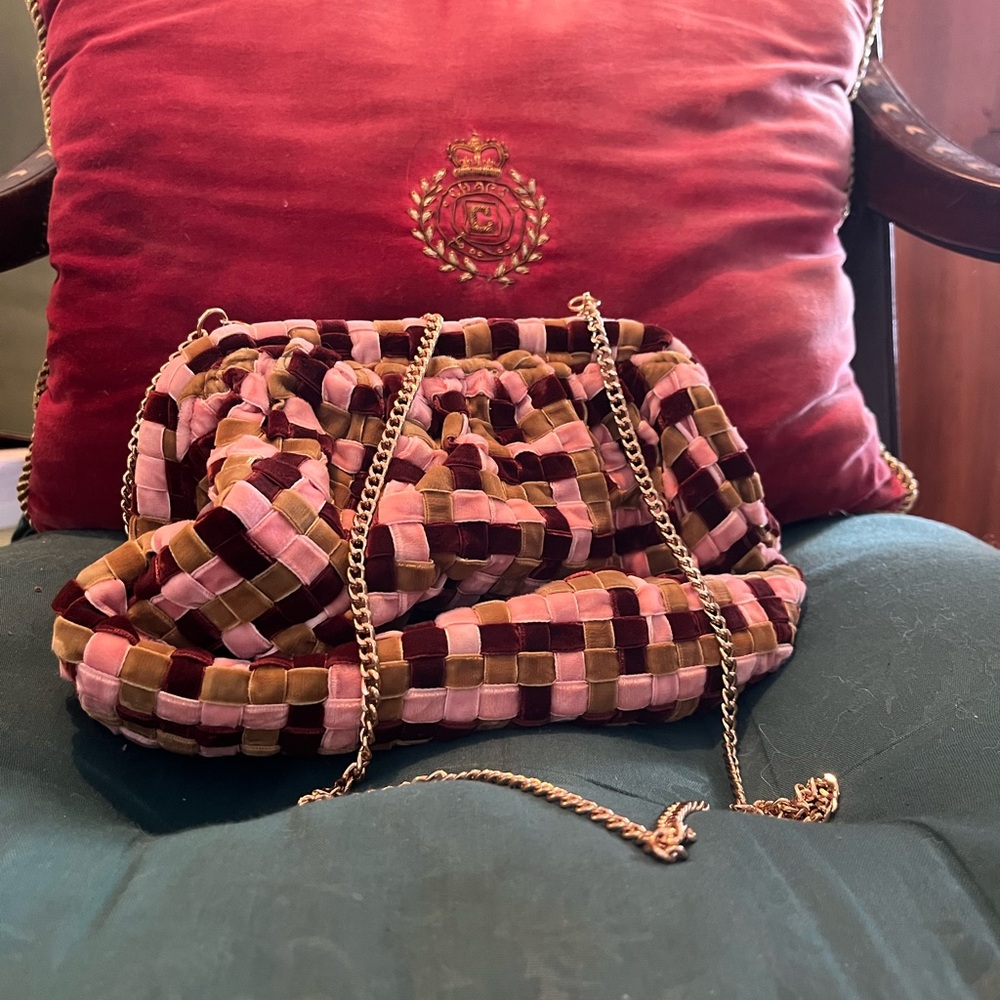 Elegant Pink and Brown Woven Chain Bag